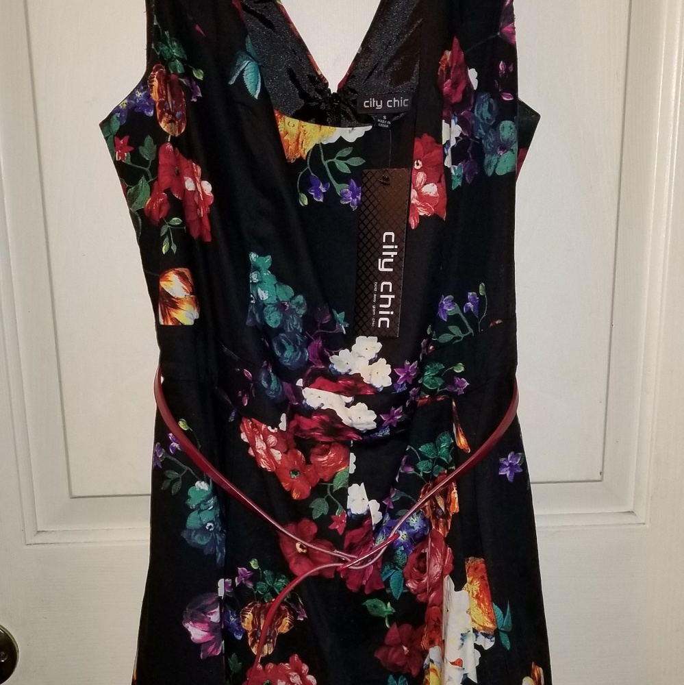 City Chic Floral Dress